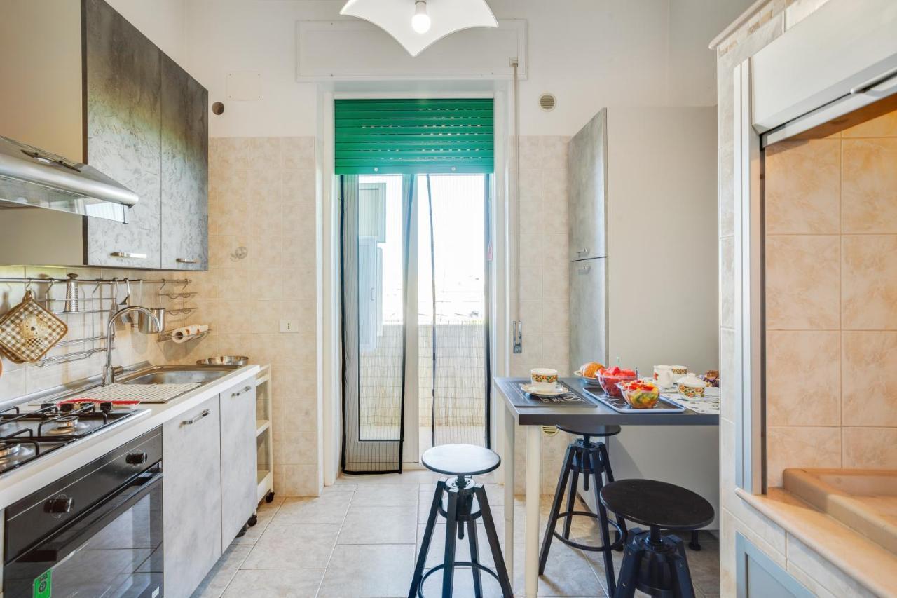 Rosamare Elegant Apartment โปลีญาโนอามาเร ภายนอก รูปภาพ