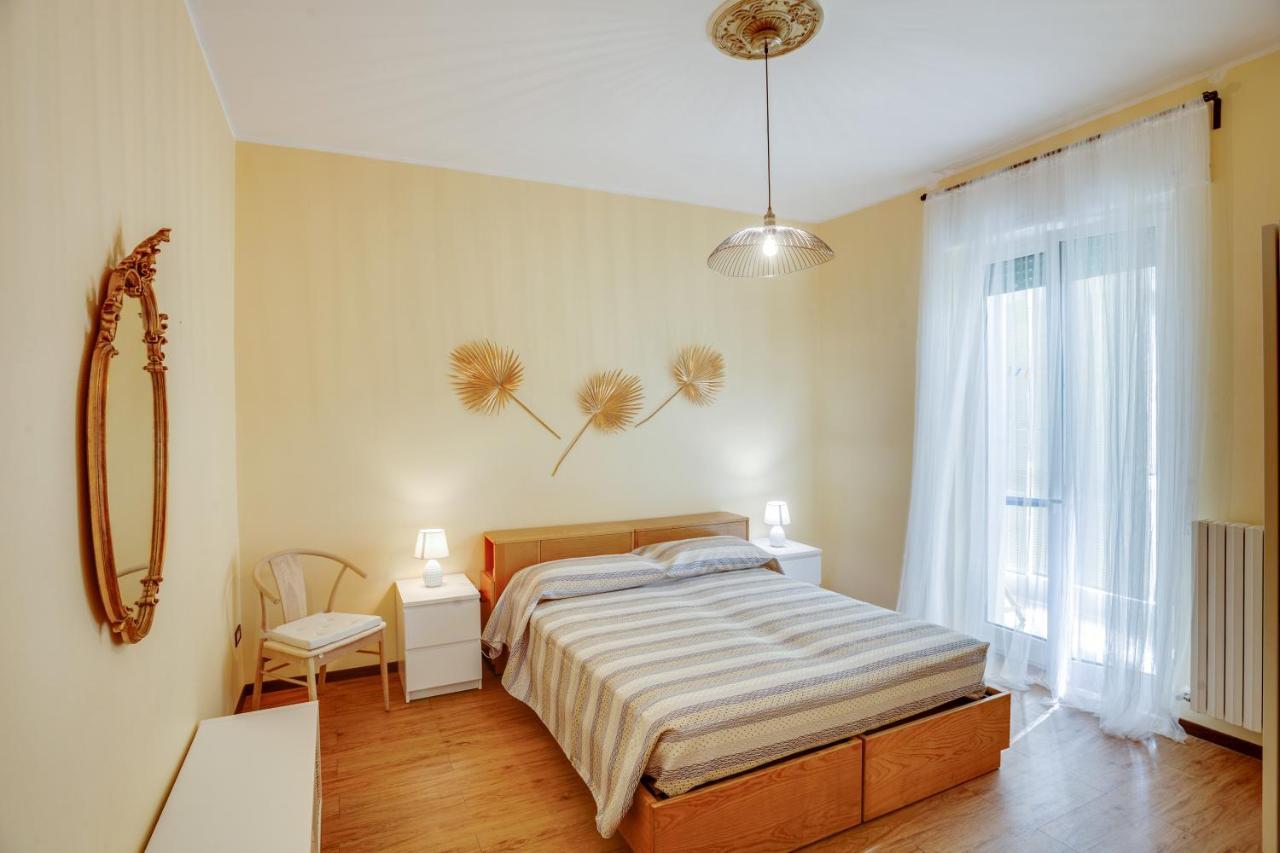 Rosamare Elegant Apartment โปลีญาโนอามาเร ภายนอก รูปภาพ