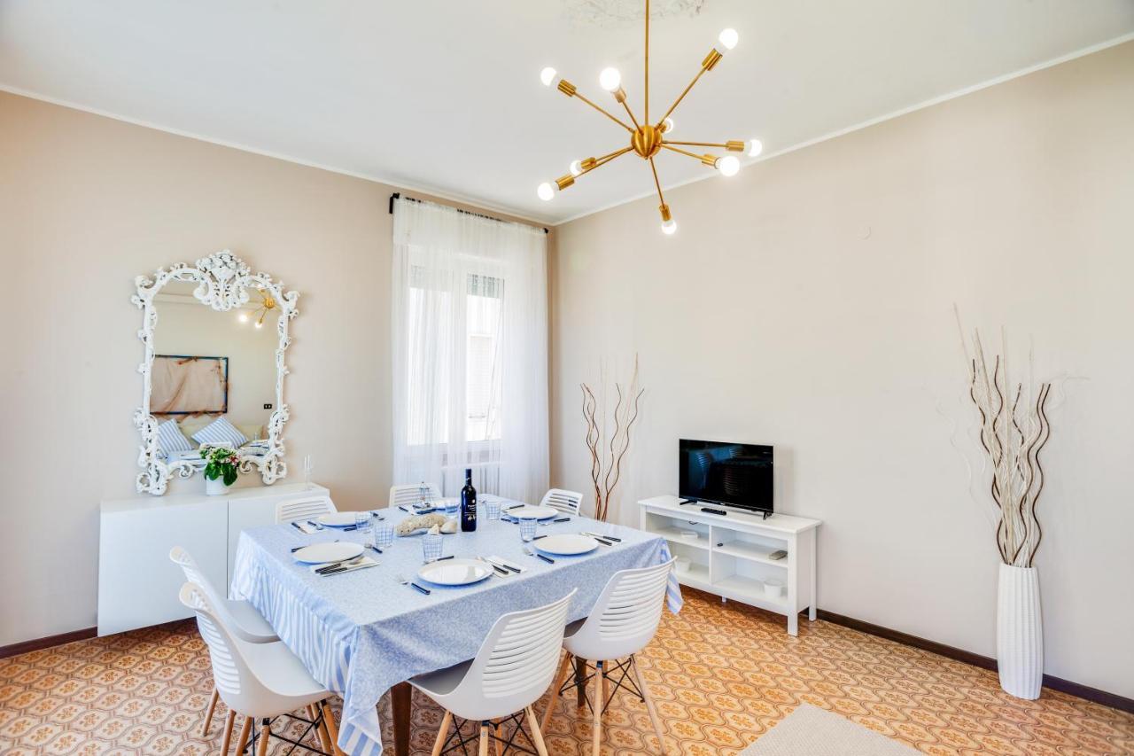 Rosamare Elegant Apartment โปลีญาโนอามาเร ภายนอก รูปภาพ