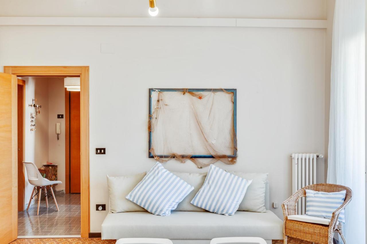 Rosamare Elegant Apartment โปลีญาโนอามาเร ภายนอก รูปภาพ