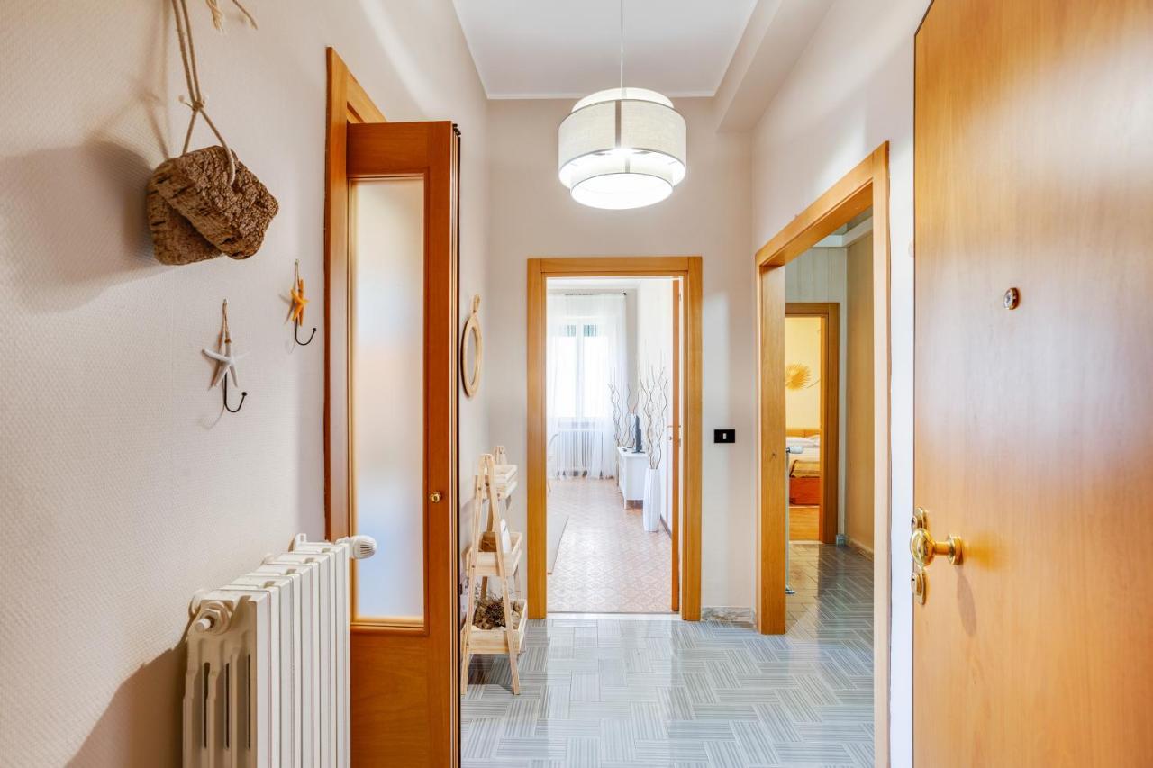 Rosamare Elegant Apartment โปลีญาโนอามาเร ภายนอก รูปภาพ