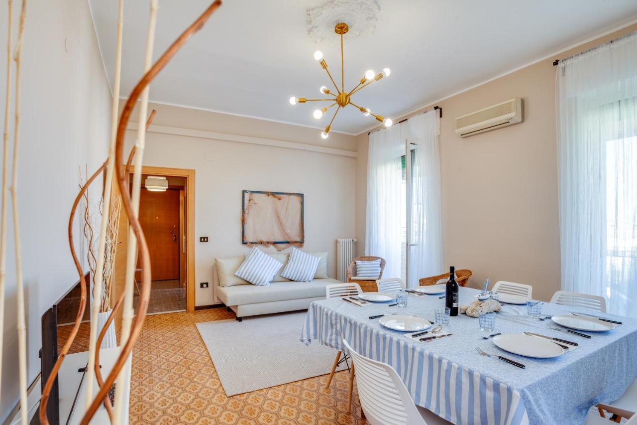 Rosamare Elegant Apartment โปลีญาโนอามาเร ภายนอก รูปภาพ